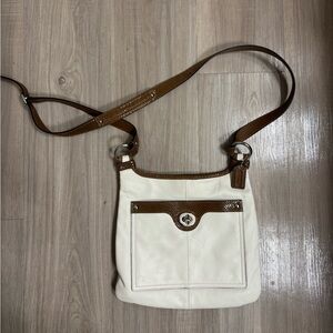 Coach Penelope Hippie Crossbody Cream Leather Snakeskin Trim Purse.